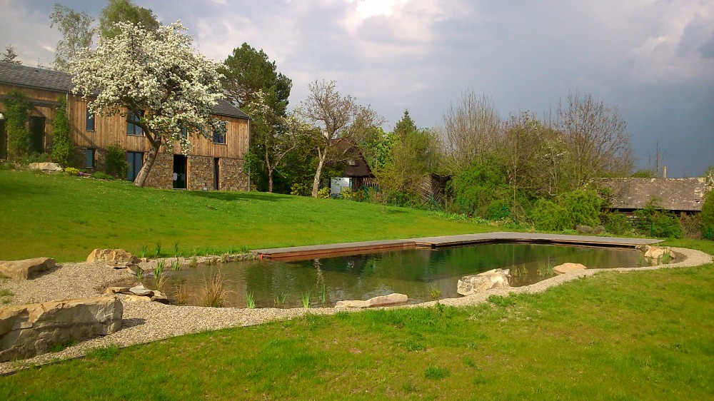 přírodní biobazén Mníšek pod Brdy