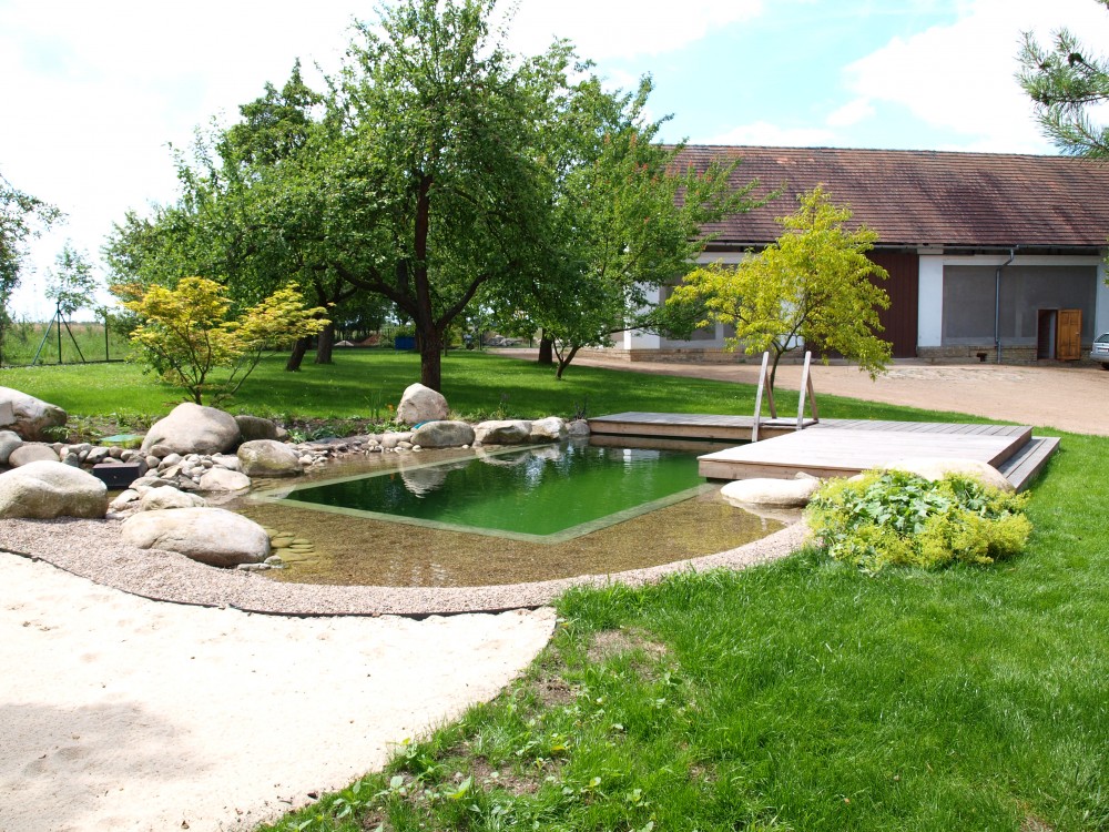 přírodní biobazén Lány na Důlku