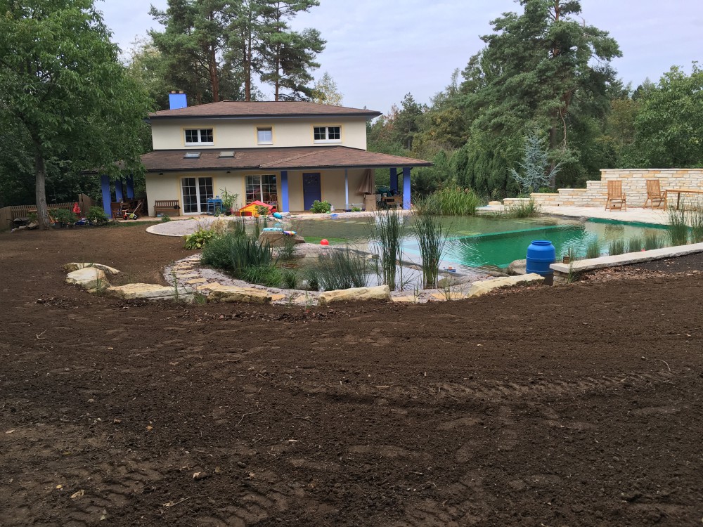 přírodní biobazén Mnichovice (Praha)